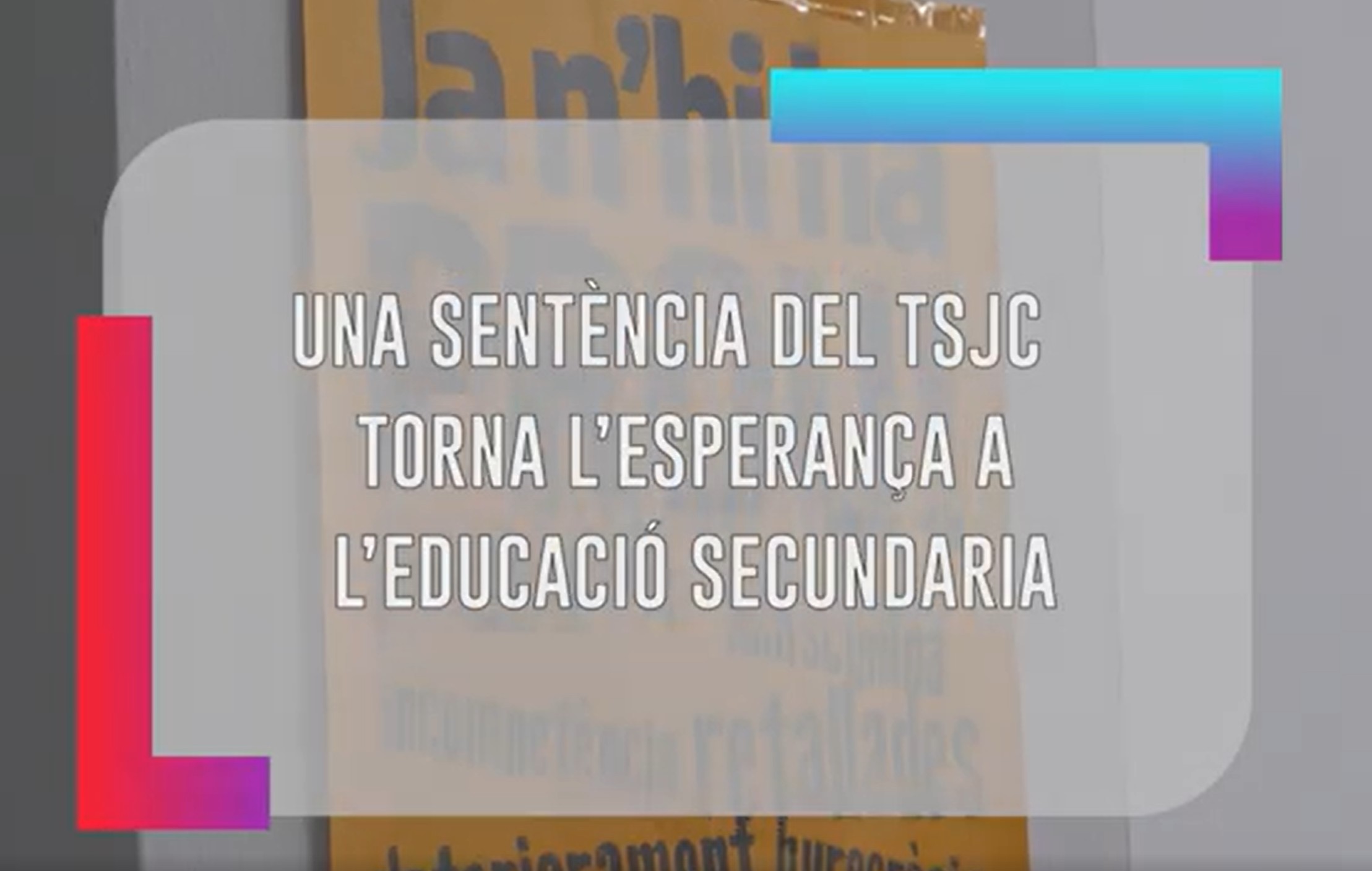 Acceso a la rueda de prensa y las declaraciones en directo de varios delegados del sindicato Professors de Secundària. Fuenta, INÈDIT AGENCIA.CAT
