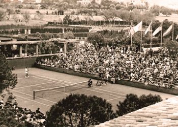 Tenis con nombre propio,