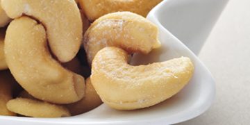 Fruto seco único,