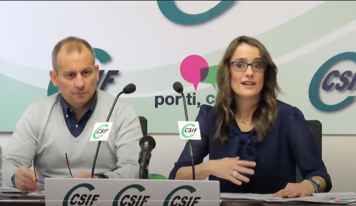 representantates del CSIF en la rueda de prensa, enlace a vídeo en Youtube
