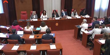 Primera Comisión de Educación y FP en el Parlament