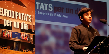 Alumnos de la ESO se convierten en parlamentarios europeos por un día