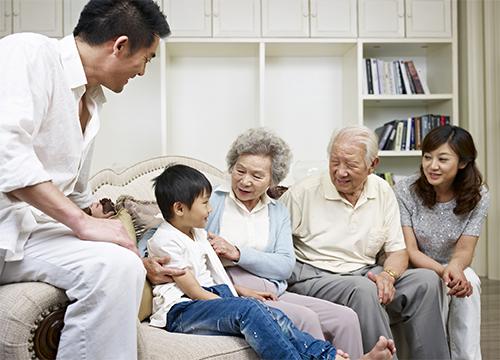 ¿Existen familias democráticas?