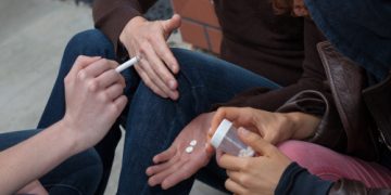 El consumo de fentanilo ha matado aproximadamente a unos mil jóvenes en EE. UU.
